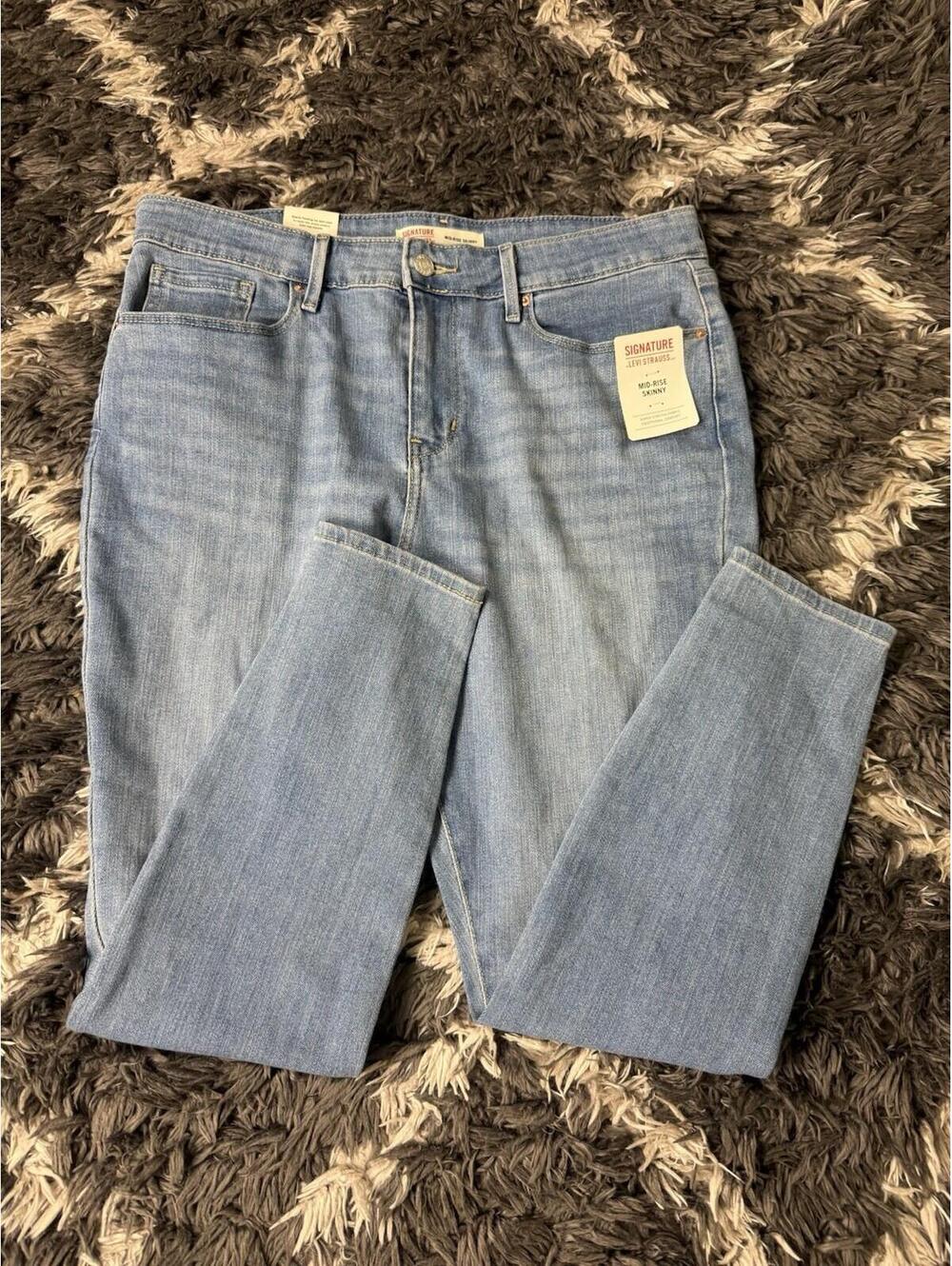 Signature by Levi Strauss Jeans Womens 12S W31 L28 Mid Rise Skinny Blue NWT